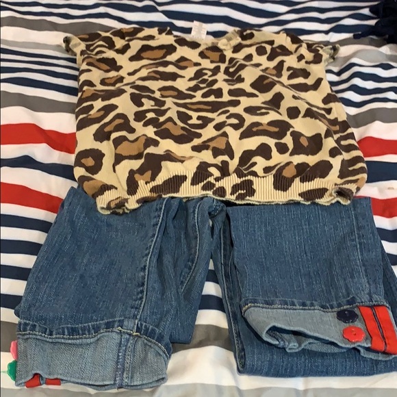 Top and bottom - Picture 1 of 1